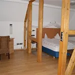 Rathaus 3*